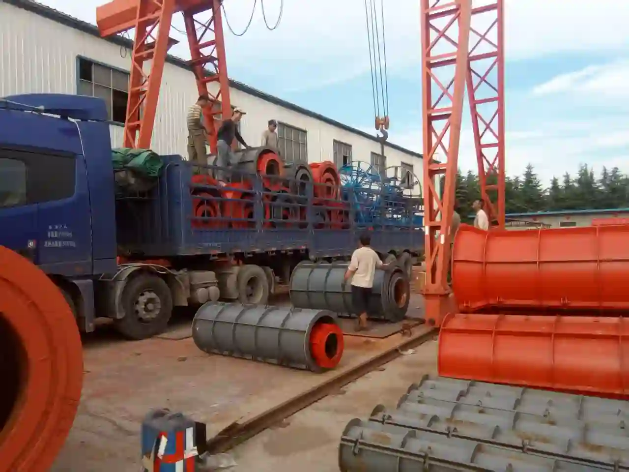 Heavy Suspension Roller Forming Mill Dispatch - Heliyuan Machinery Export Dispatch